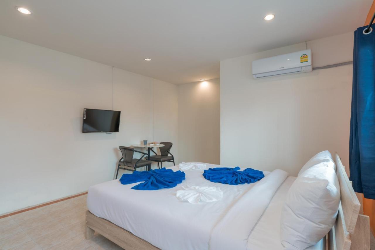 Hotel Grey Door Patong Exterior foto