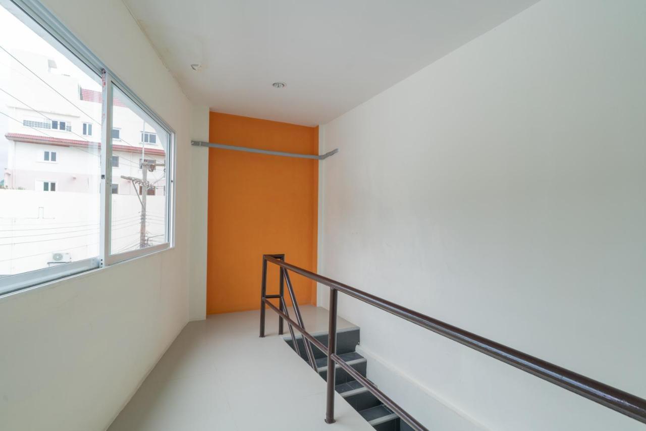 Hotel Grey Door Patong Exterior foto