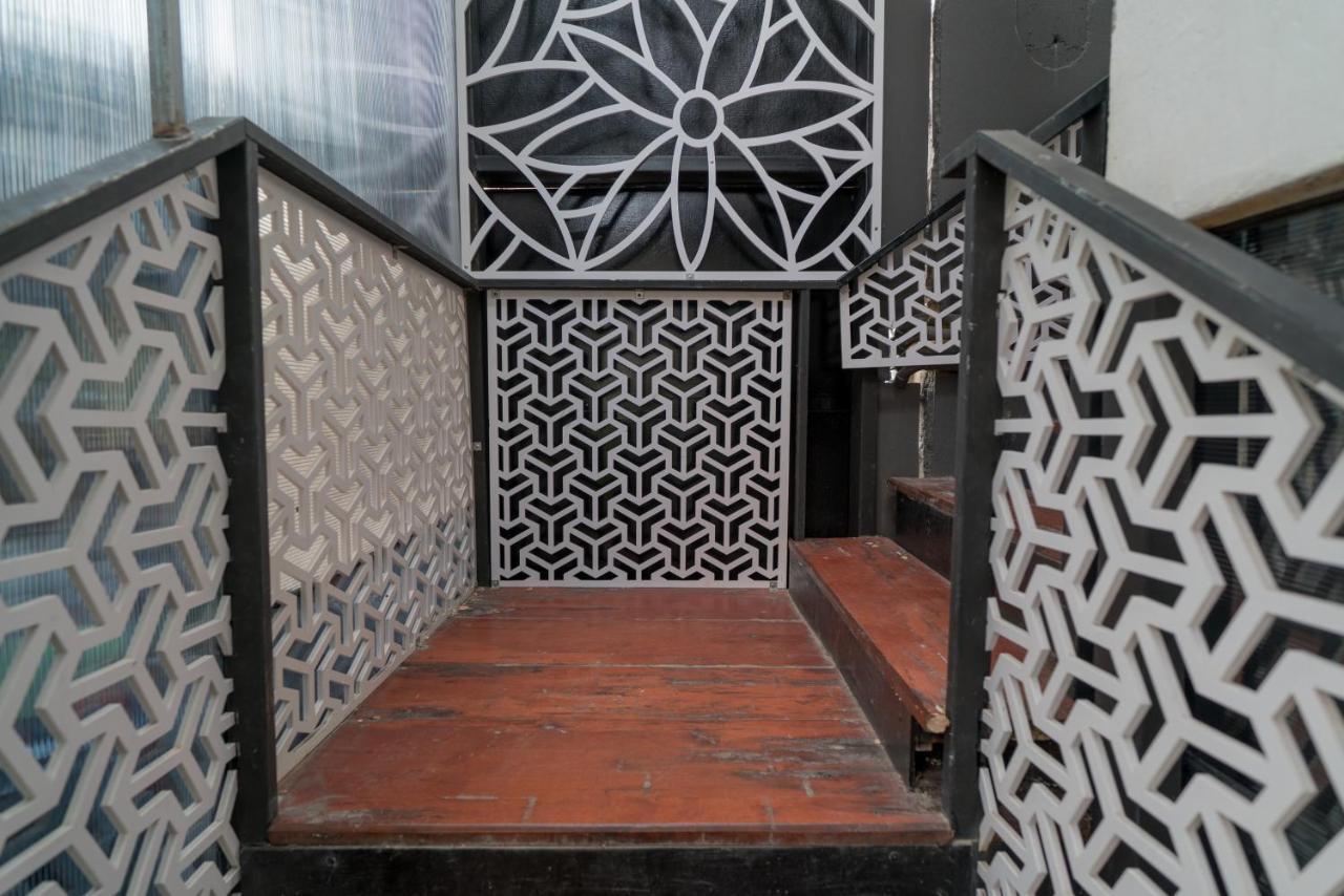 Hotel Grey Door Patong Exterior foto