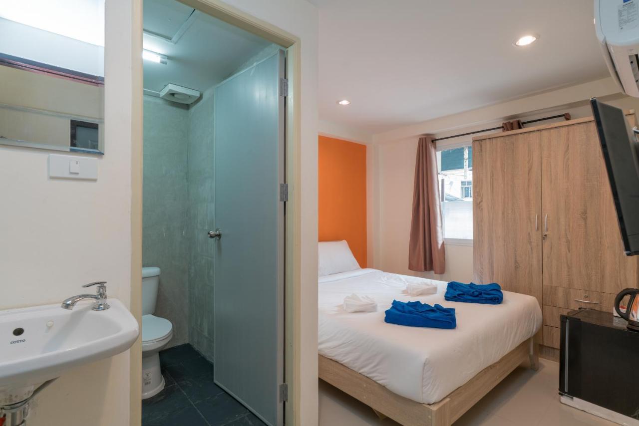 Hotel Grey Door Patong Exterior foto